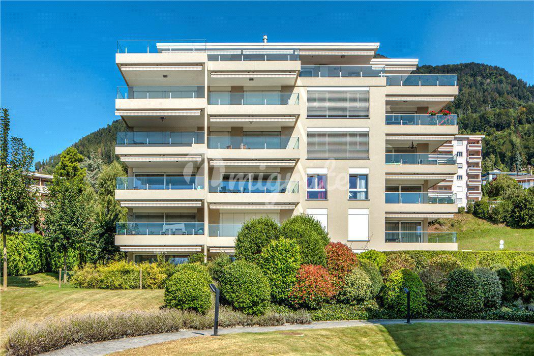 Прекрасные апартаменты с видом на озеро в Монтре