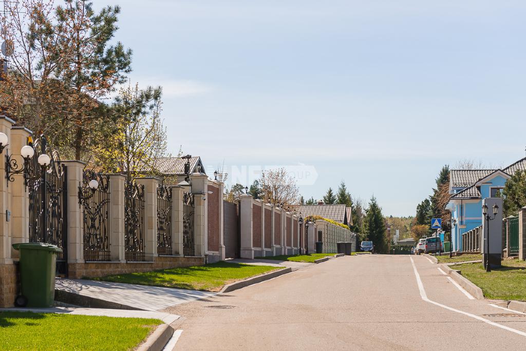 «Усадьбы Усово» (Usadby Usovo)