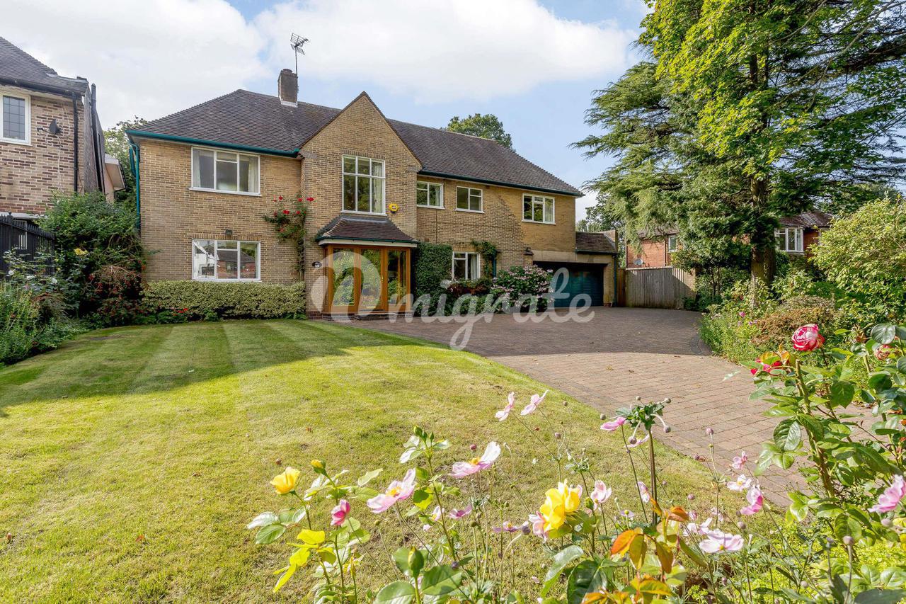 Вилла в Lordswood Road, Birmingham, B17