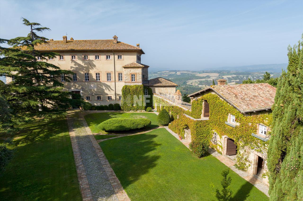 Castle в Montecchio, Terni, Umbria, Italy