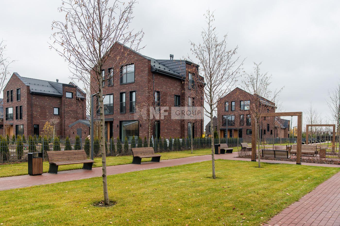 «Европа 3 (Английский квартал)» (Evropa 3 (Anglisky kvartal))