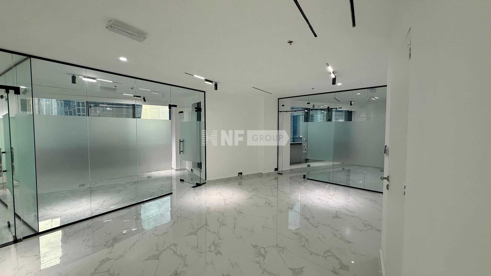 Офис в Regal Tower (Vacant office for Sale and Rent in Regal Tower)