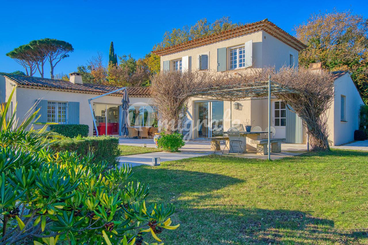 Продажа - Вилла в Grimaud, Var, Provence-Alpes-Côte d`Azur - Гримо во  Франции, цена € 4 500 000 | KF.expert