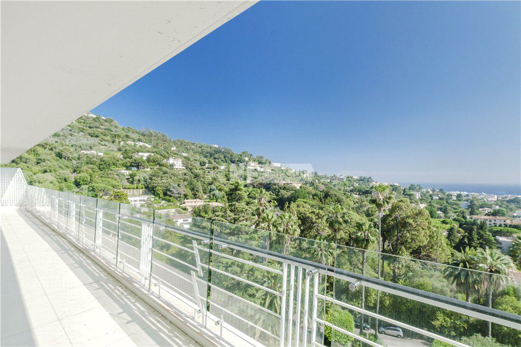 Апартаменты с видом на море