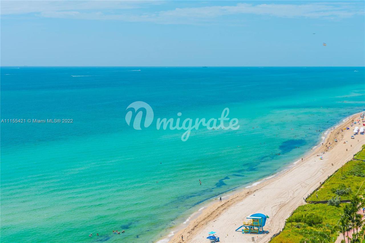 Кондоминиум в 6801  Collins Ave , CPH14 - Miami Beach, Florida