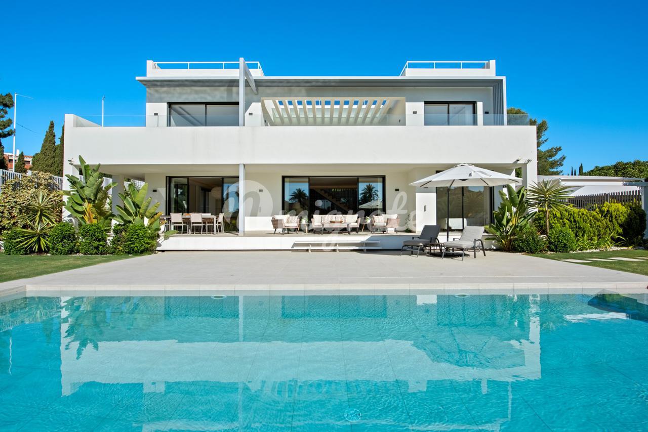 Вилла в Las Lomas del Marbella Club, Marbella, Malaga