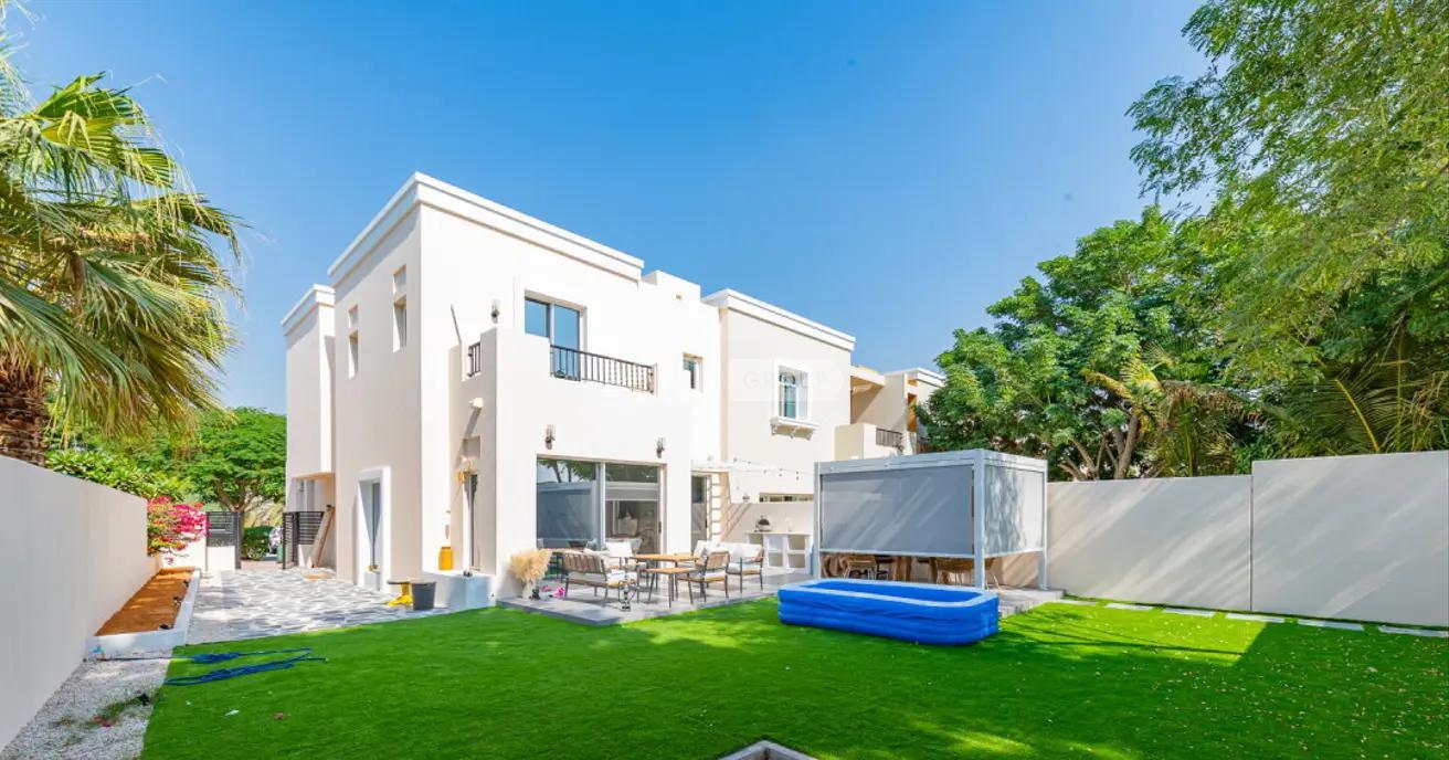 Arabian Ranches villas