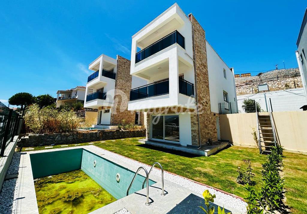 Современная вилла с видом на море в Бодруме (Rosa villa Gulluk Bodrum GE 716)