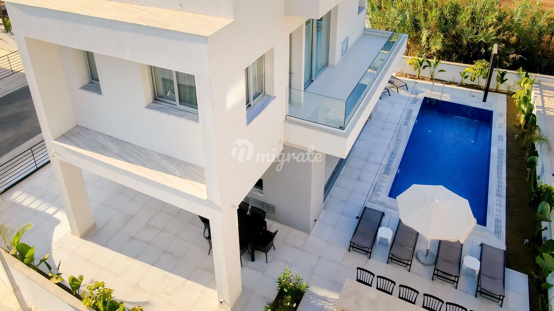 Вилла с 4 спальнями в Айя-Напе, Фамагуста
 (4 Bedroom Villa in Agia Napa, Famagusta)