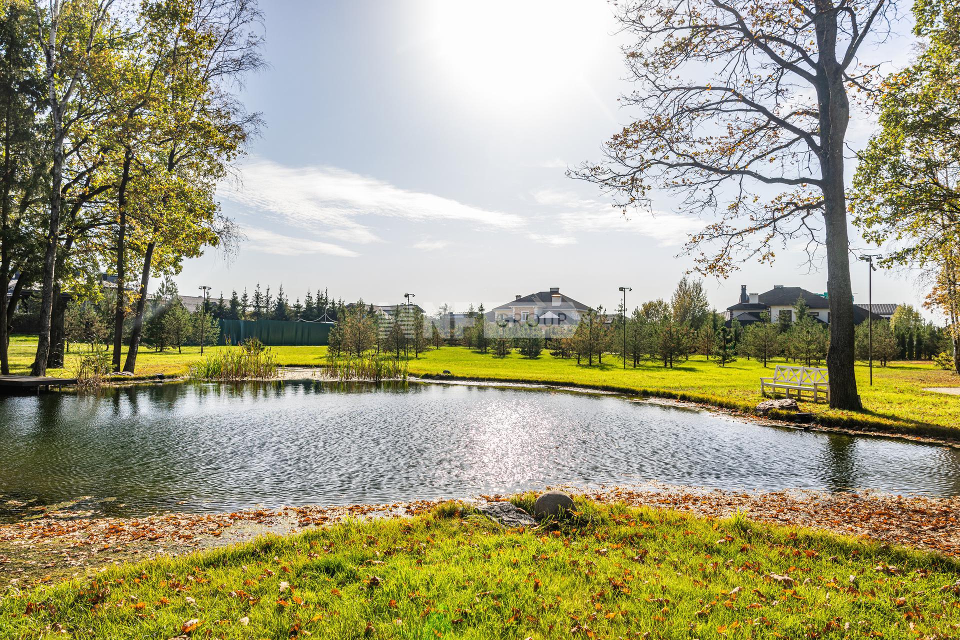 «Резиденс Клаб» (Rezidens)