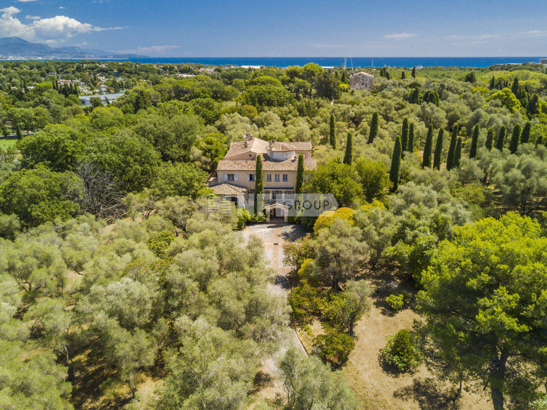 Историческое поместье в Антибе