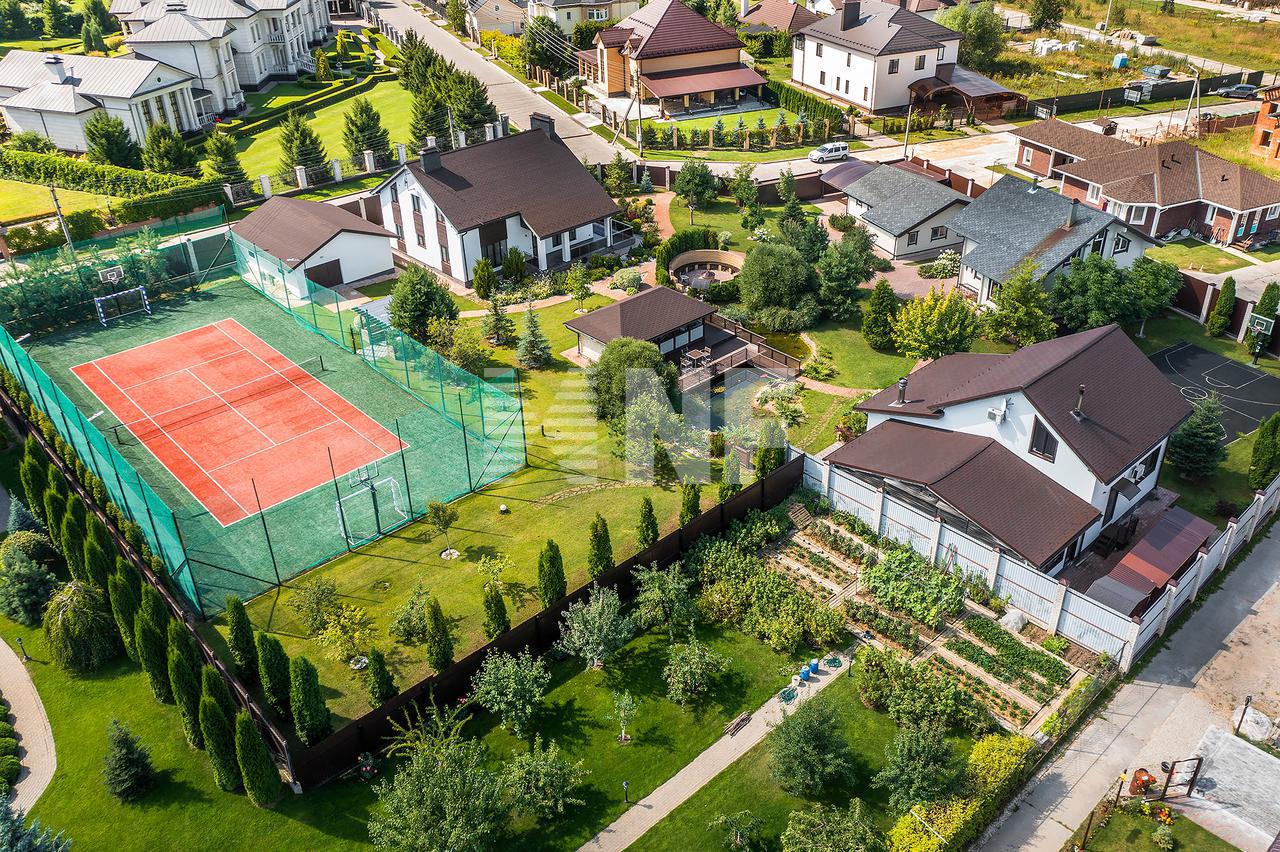 Загородный 🏠 дом 745 м² в поселке Изумрудная долина на  Калужском шоссе, цена 114 млн. руб. | Лот hs9916795