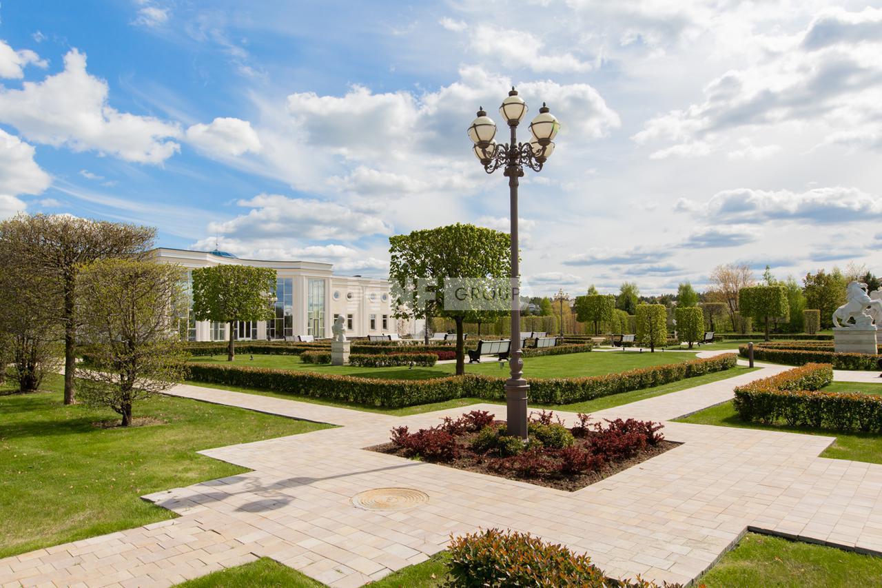 «Ренессанс парк» (Renessans park)