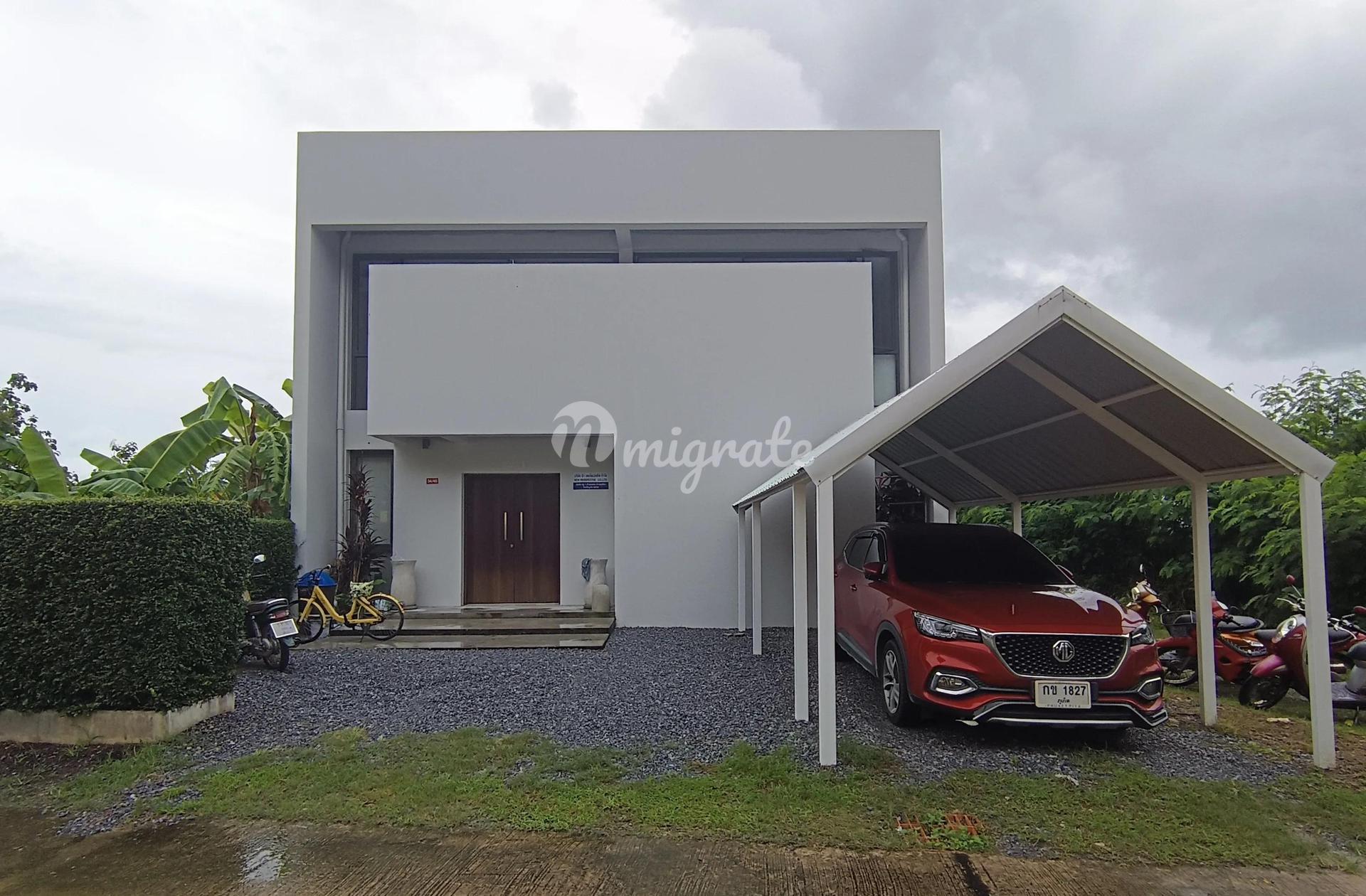 4 Bedrooms House for Sale in Phuket