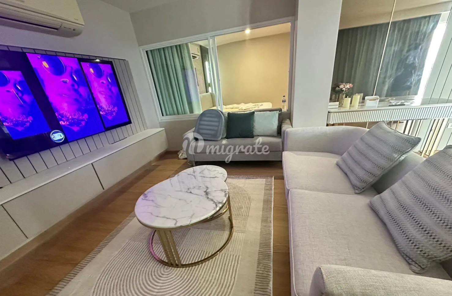 Sunset Plaza Condominium