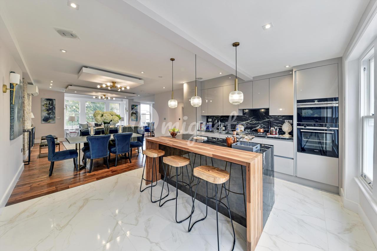 Квартира в Hornton Street, London, W8