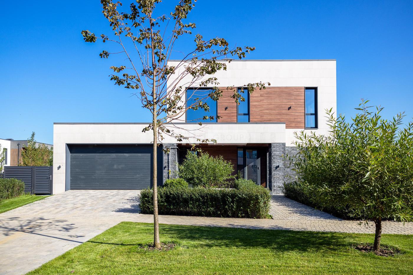 «Corner Lapino» (Corner Lapino)