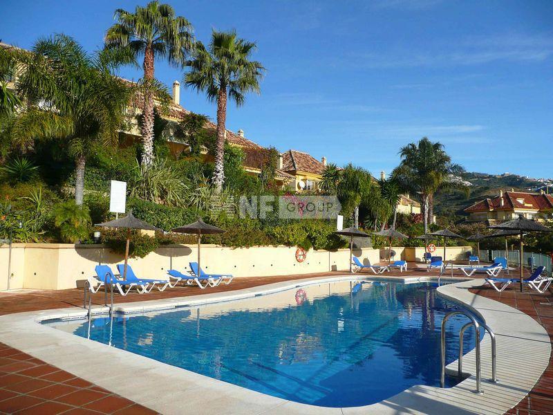 Таунхаус в жилом комплексе Rio Real Golf