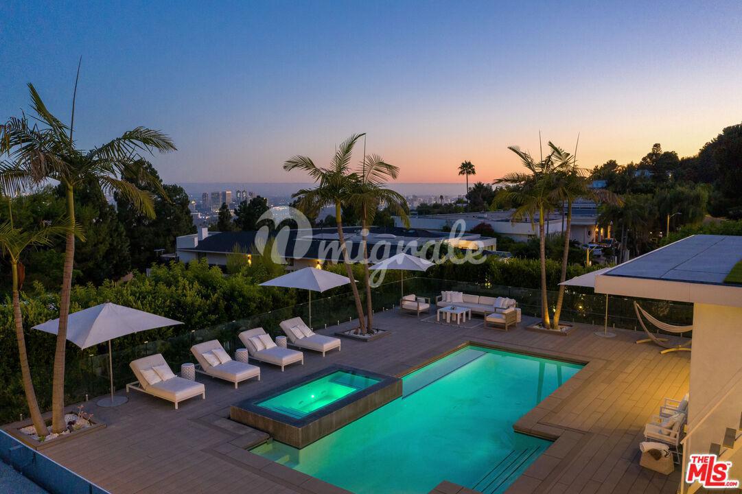 Вилла в 515 Arkell Dr - Beverly Hills, California