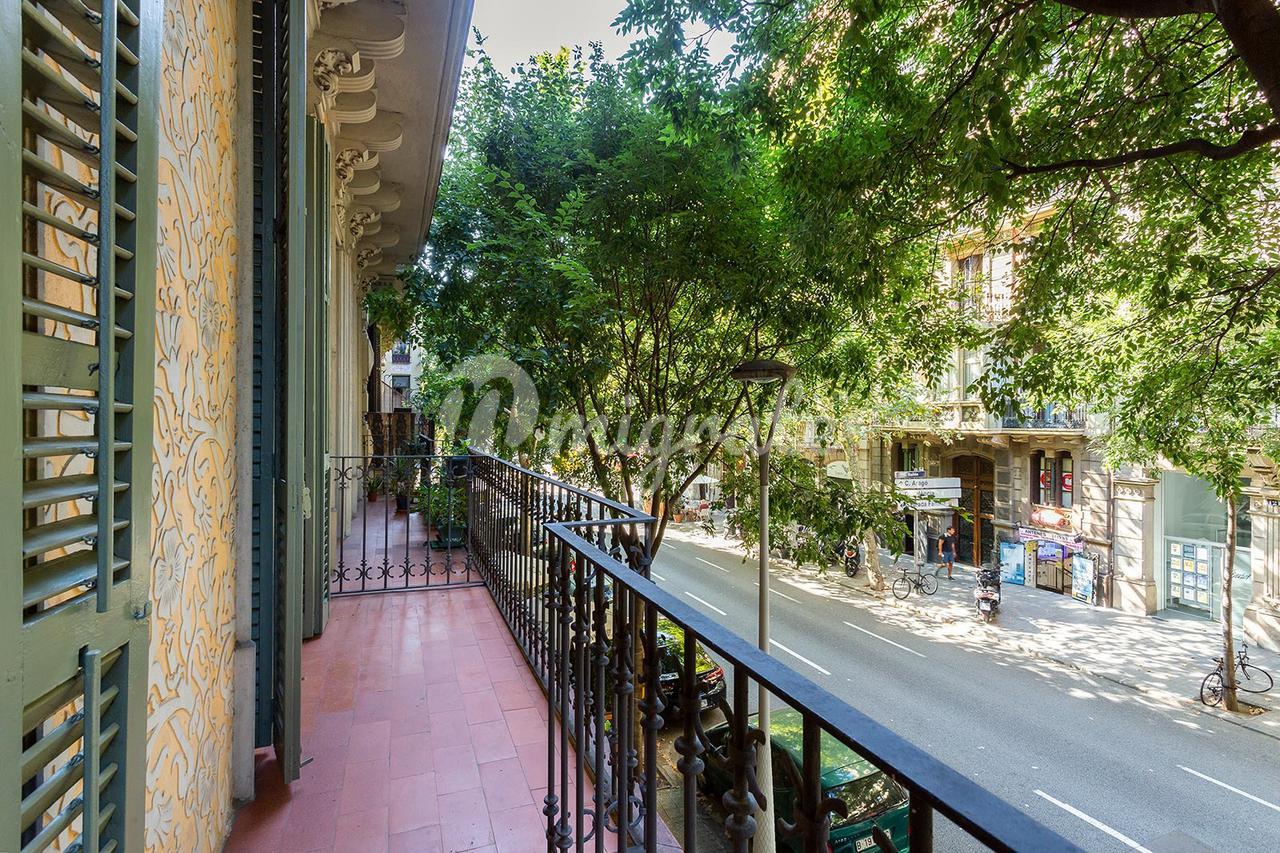 Апартаменты в районе Эшампле в Барселоне