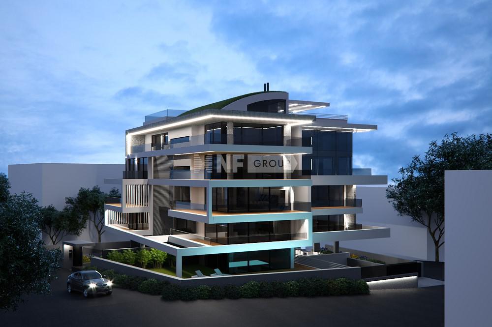 Двухуровневые апартаменты с частным садом в современном жилом комплексе в Вари