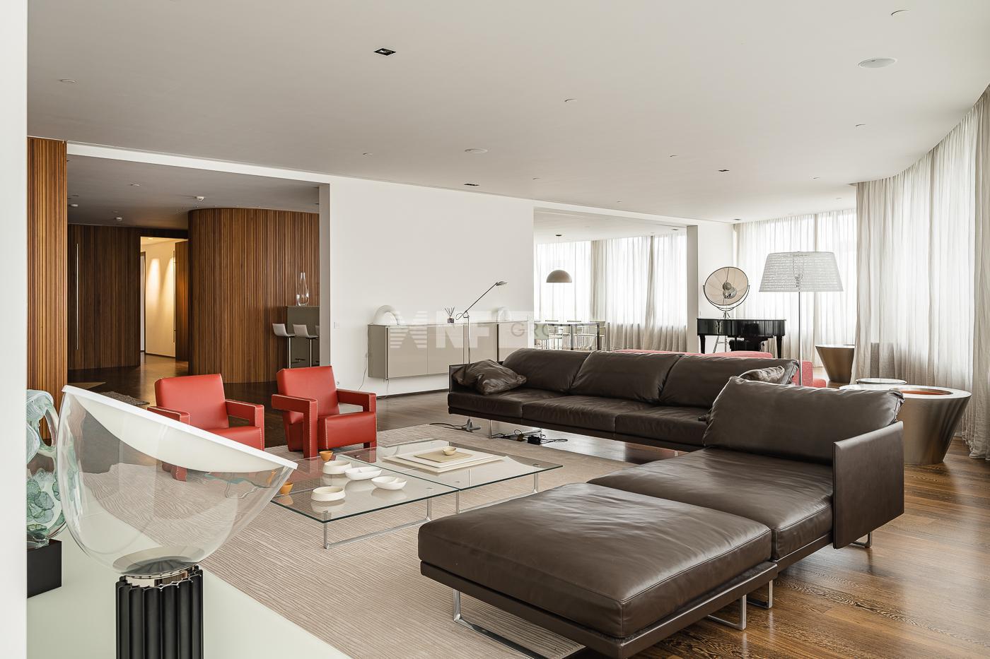 «Брюсов, 19» (Брюсов, 19)