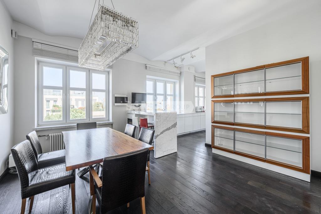 «Малая Никитская, 16/5» (Malaya Nikitskaya, 16/5)