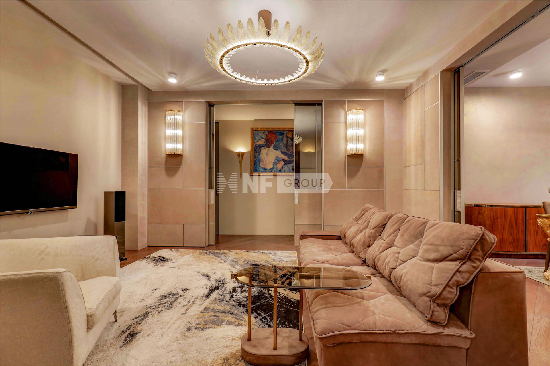 Grand Deluxe на Плющихе (Гранд де Люкс на Плющихе)