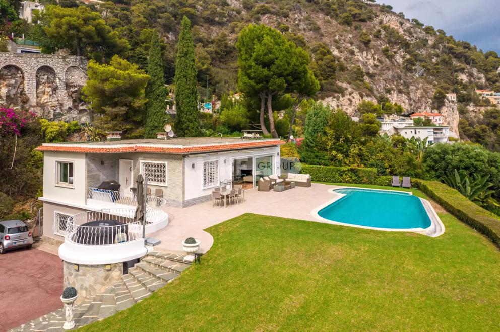 Вилла с 3 спальнями в Villefranche-sur-Mer (Property Ref: RSI012215108)