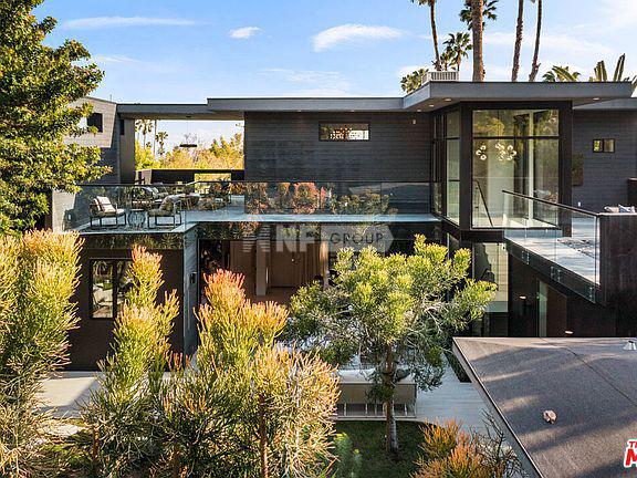 Современная вилла на Голливудсих холмах (7431 Franklin Ave, Los Angeles, CA 90046)