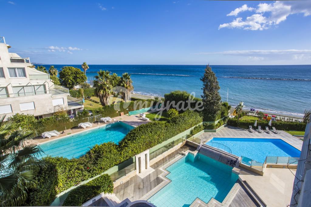 Апартаменты на побережье (Beachfront apartments Ermitage)