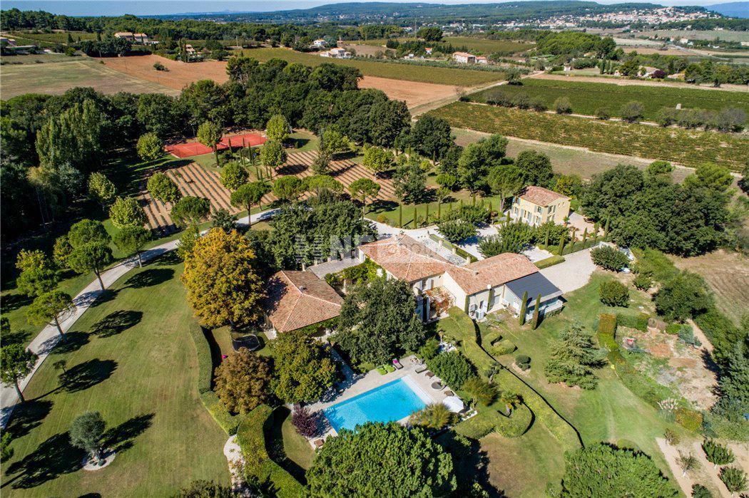 Роскошная вилла на Лазурном берегу