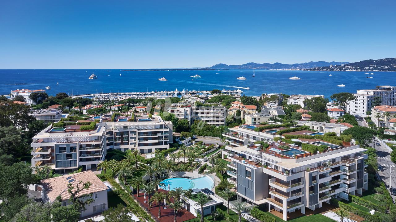 3-спальные апартаменты с террасой (Parc du Cap B33)