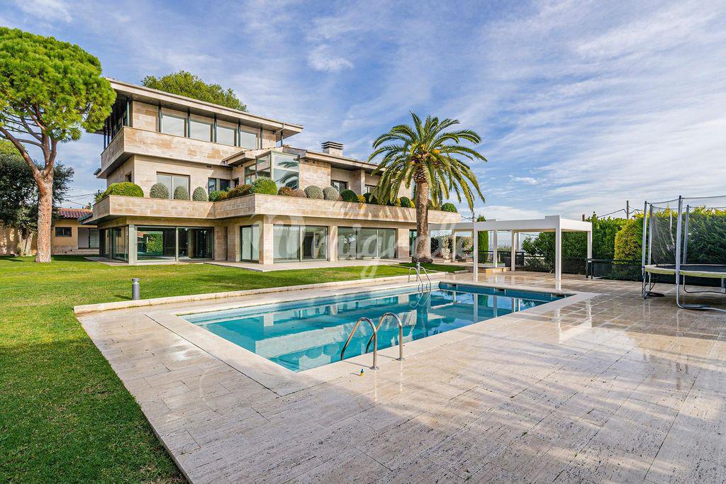 Дом в Кастельдефельс