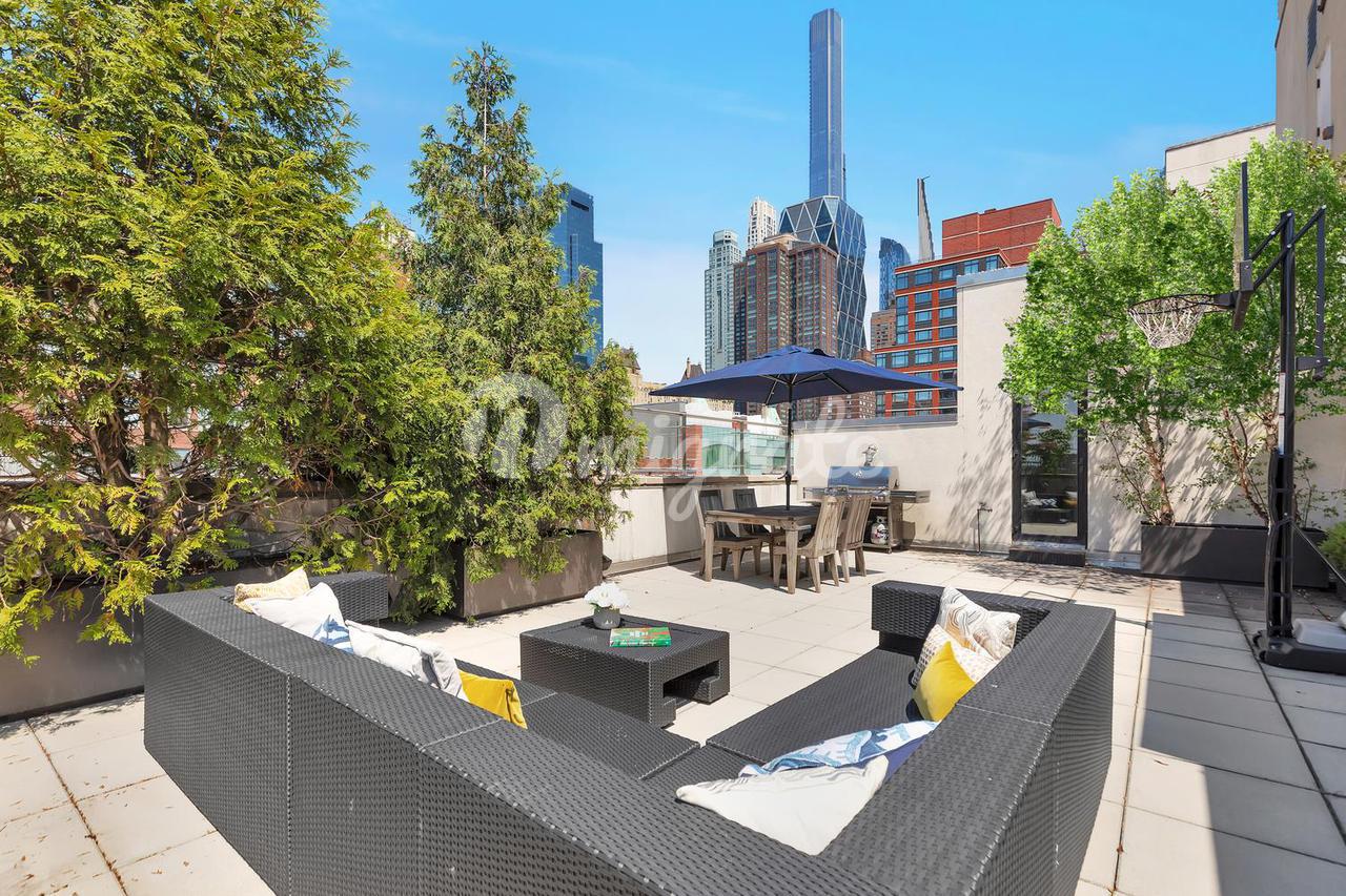 Кондоминиум в The Hit Factory, 421 W 54TH ST, PHD - Midtown, New York