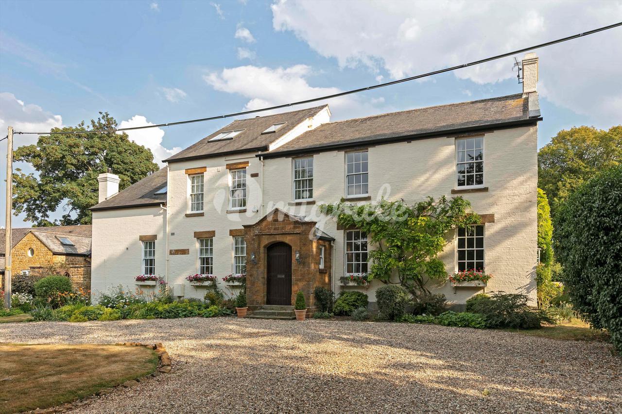 Вилла в Main Street, Tysoe, Warwick, Warwickshire, CV35