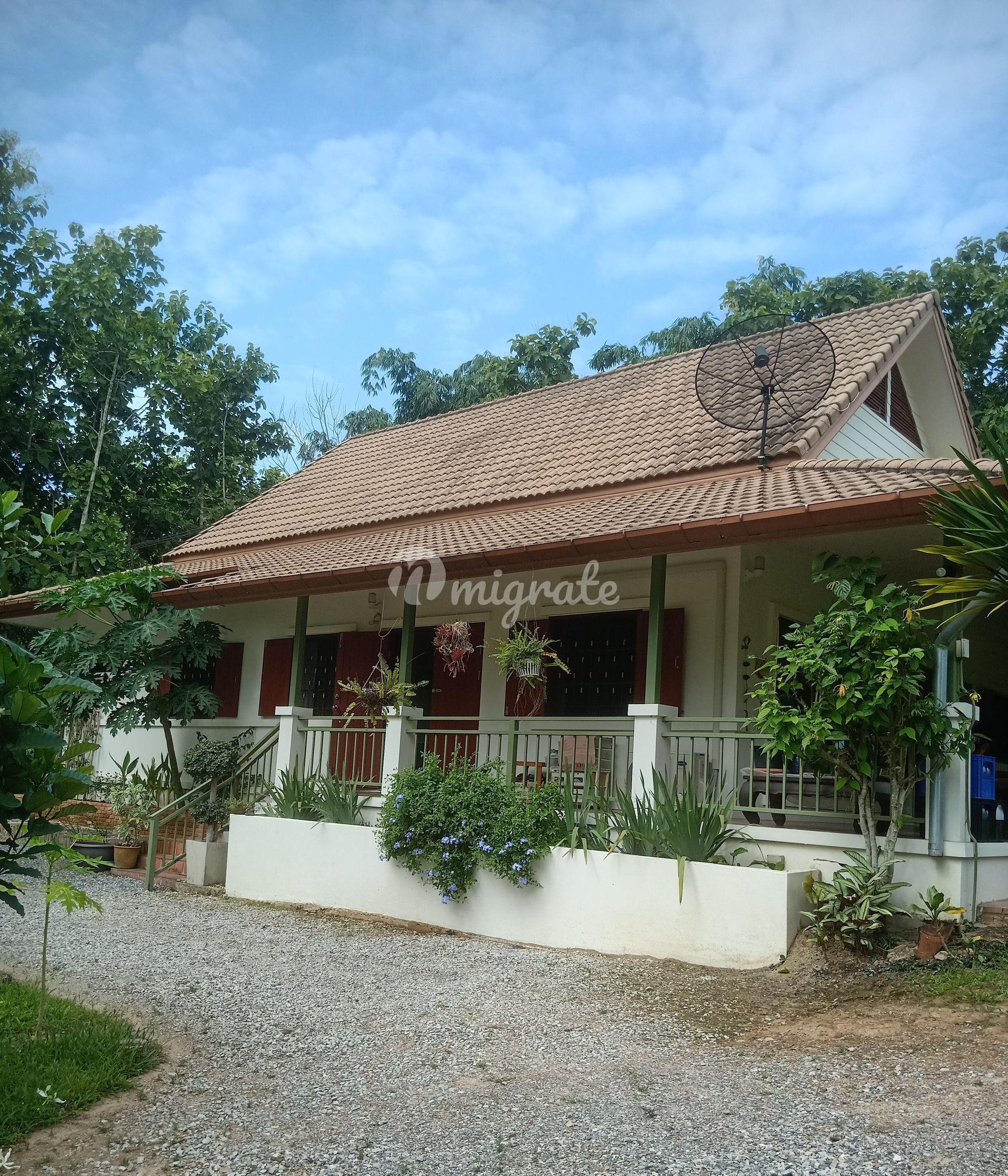 2 спален Дом на продажу (House with land mixed fruit orchard)