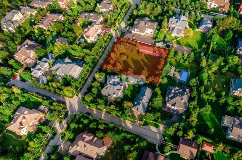 «Резиденции Бенилюкс» (Residentsii Benilyuks)