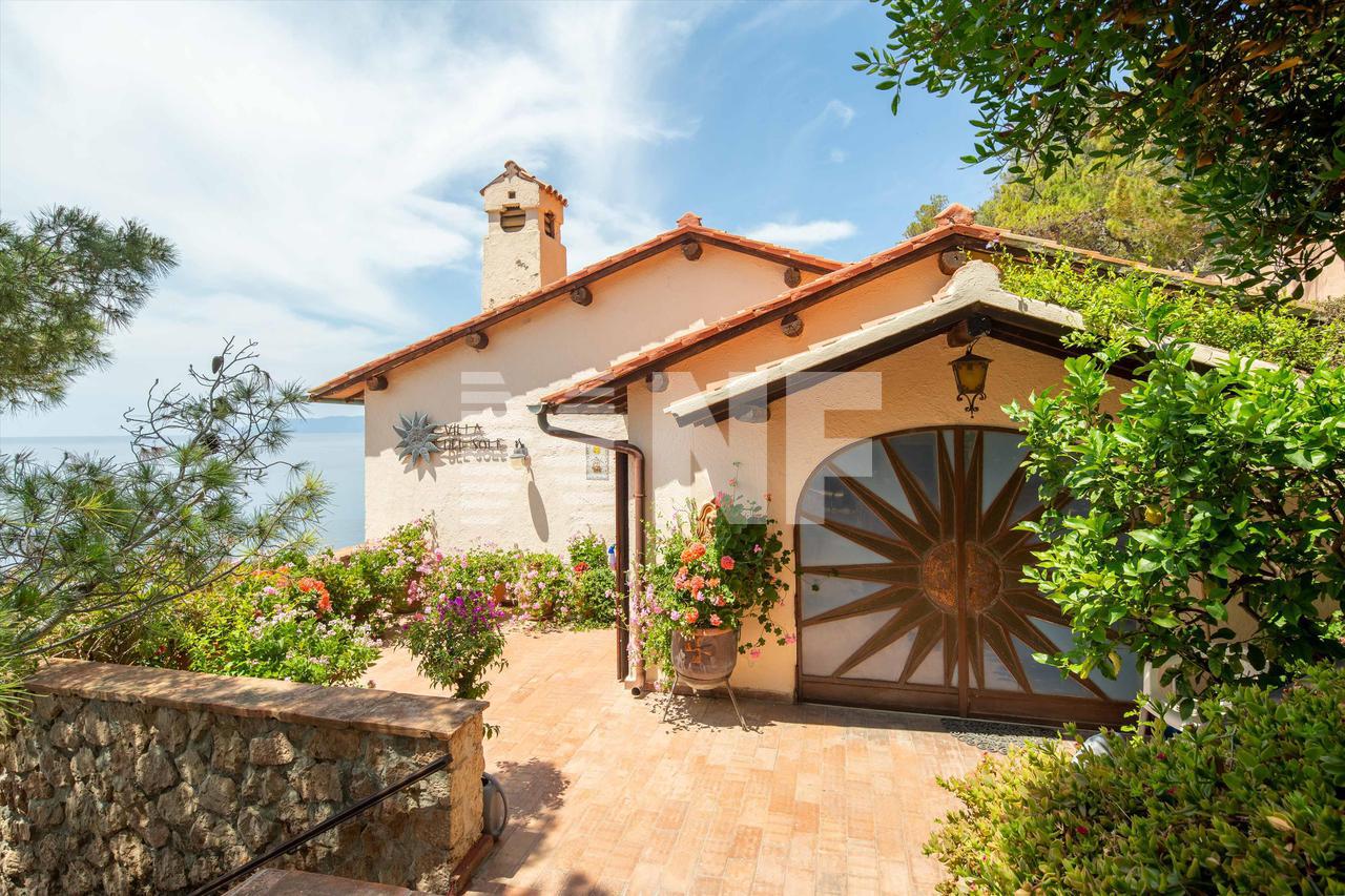 Продажа - Вилла в Grosseto, Monte Argentario, Tuscany, Italy - Монте  Арджентарио в Италии, цена € 7 000 000 | KF.expert