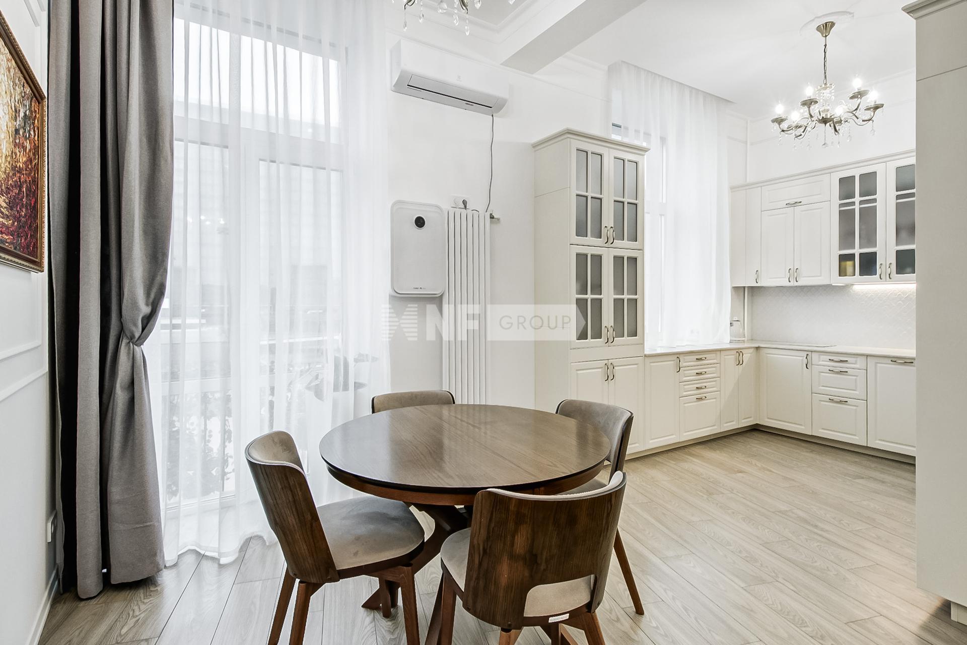 «Кутузовский, 30» (Кутузовский, 30)