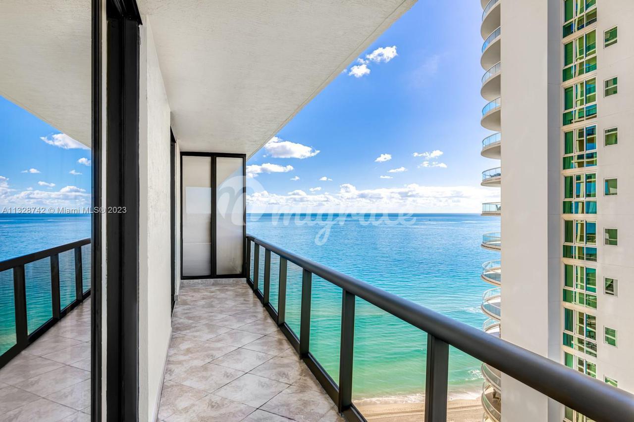 Кондоминиум в 16275 Collins Ave, 2004 - Sunny Isles Beach, Florida