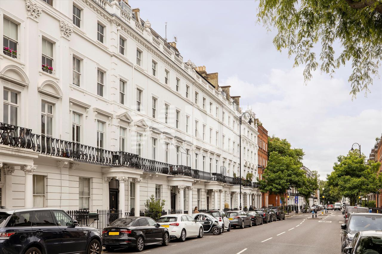 Продажа - Квартира в Oakley Street, Chelsea, London, SW3 - в Лондоне в  Великобритании, цена € 1 796 771 | KF.expert