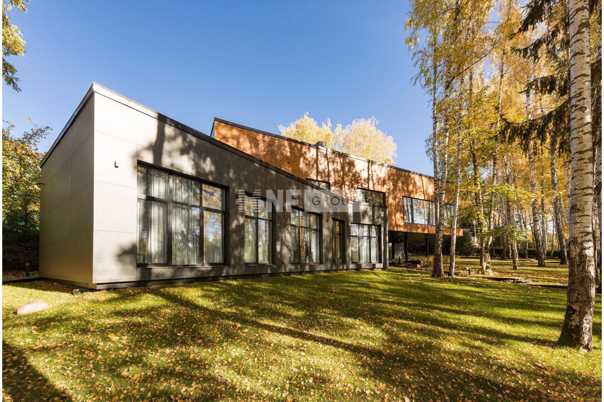 «Полуостров» (Poluostrov)