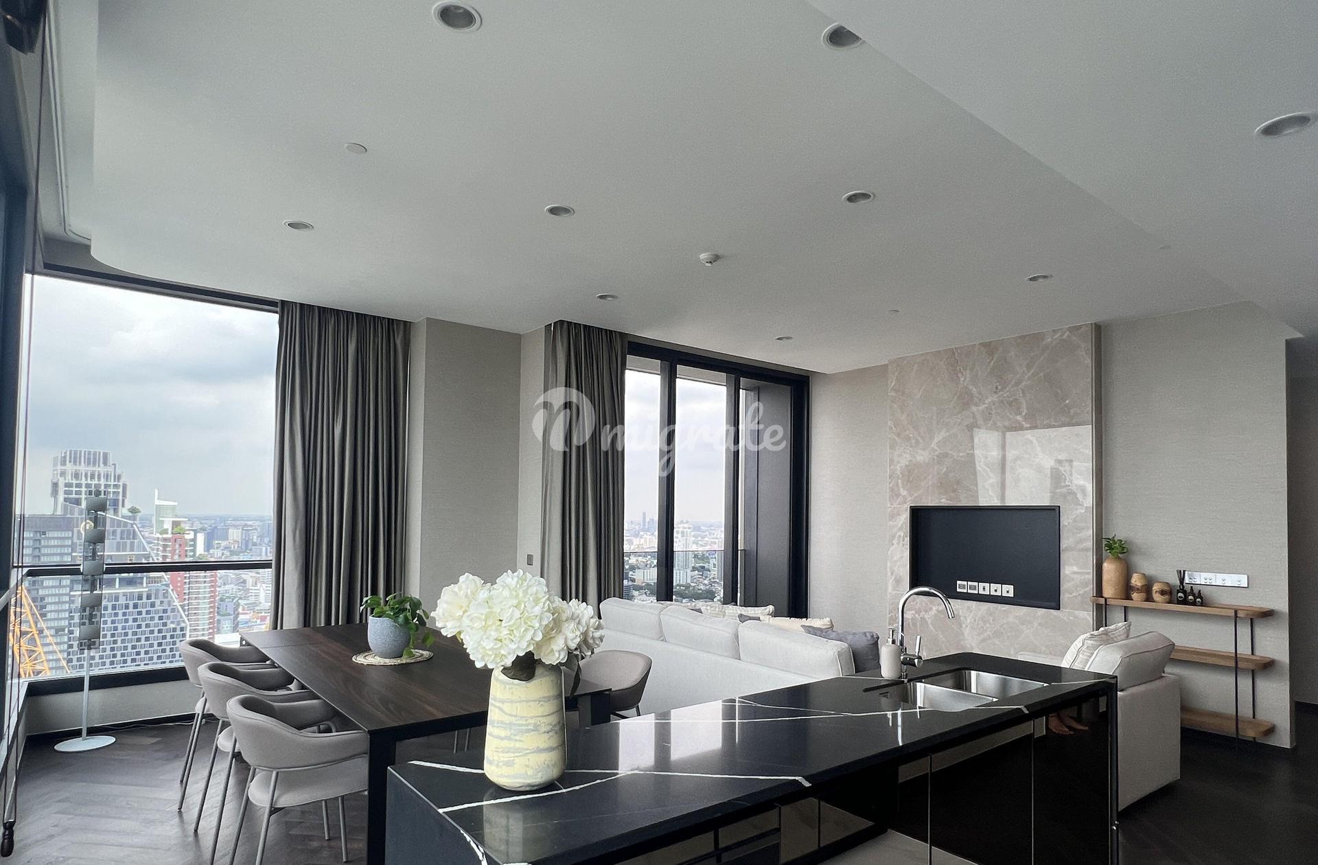 3 спален Кондо на продажу в The Esse Sukhumvit 36 (The Esse Sukhumvit 36)