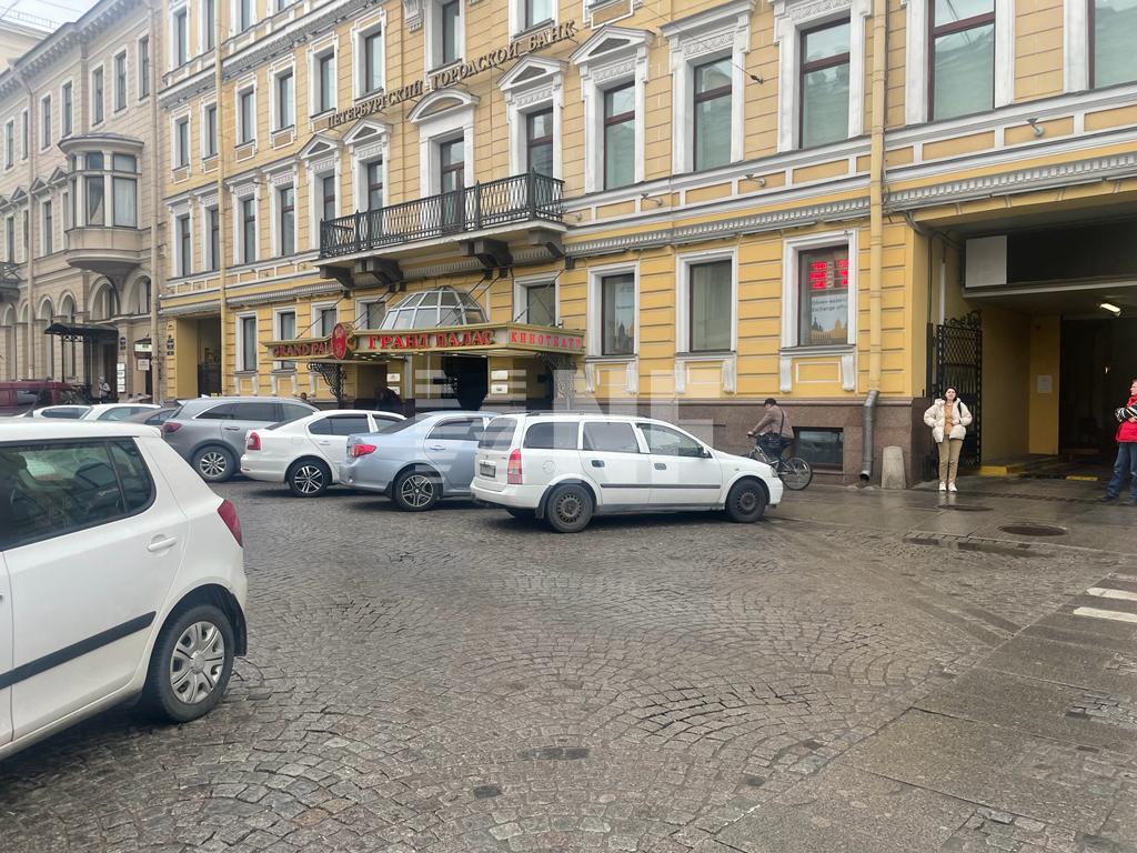 БЦ Гранд Палас Санкт-Петербург — аренда и продажа офисов без комиссии ...