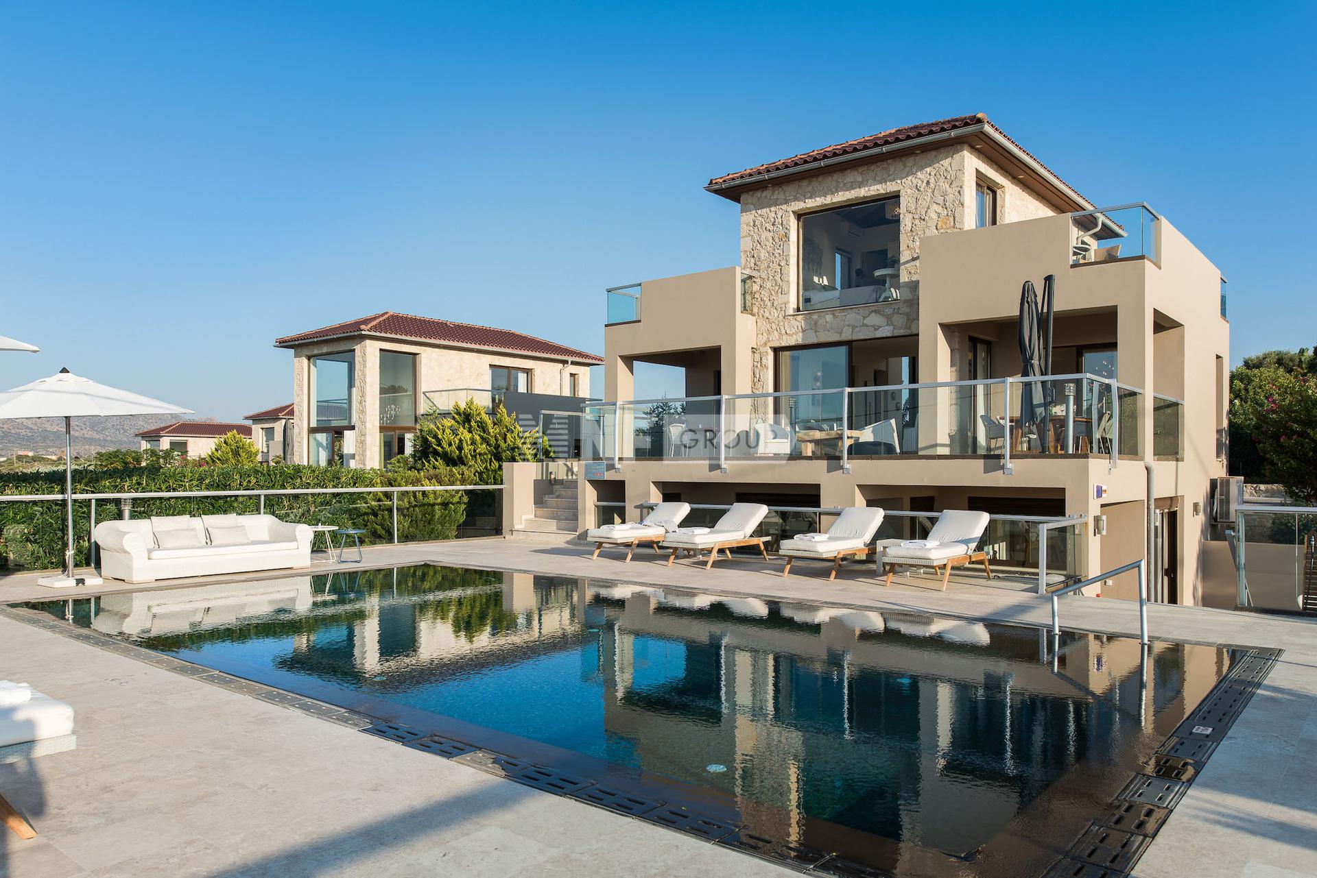 Комплекс вилл на острове Крит