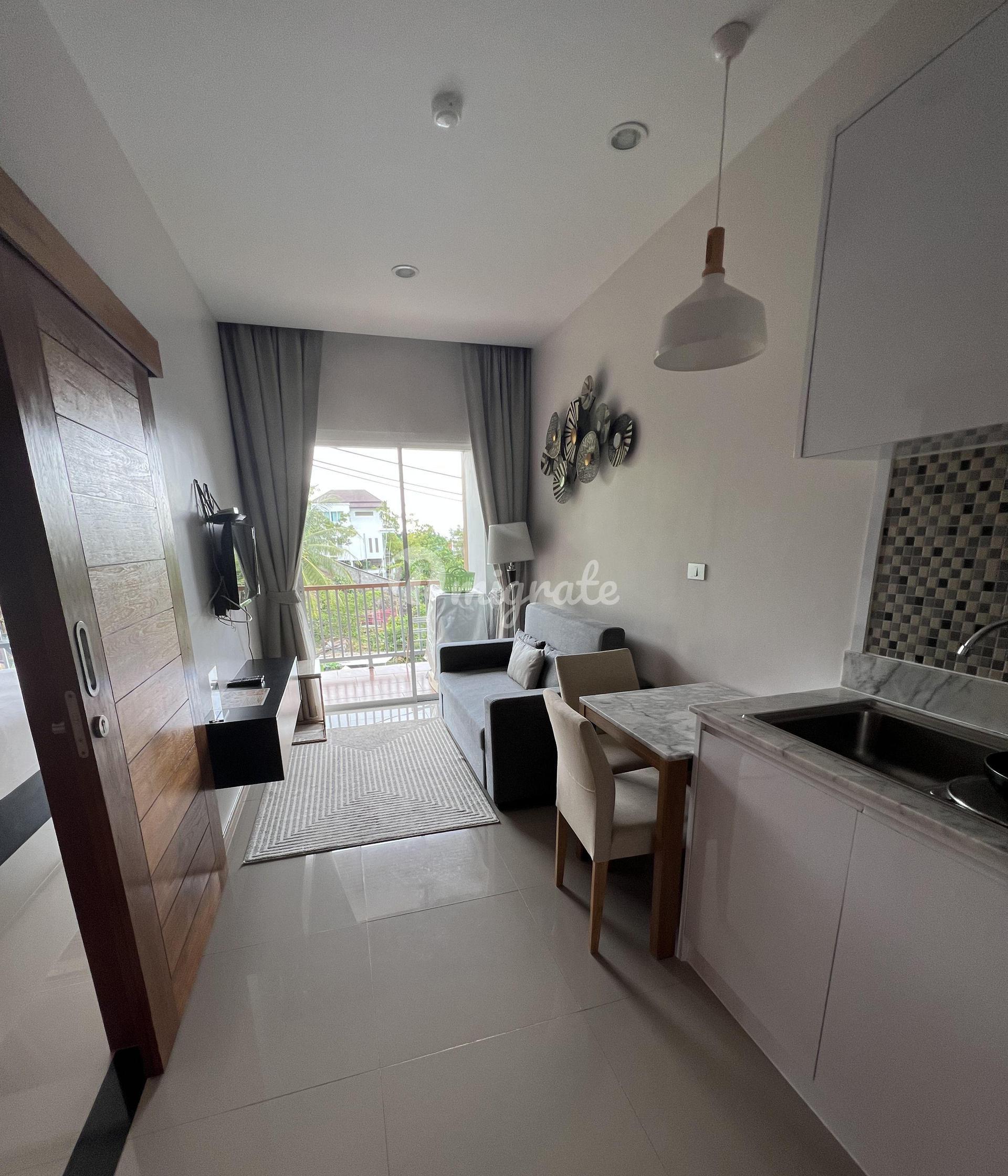 1 спален Кондо на продажу в Palmetto Condo (Palmetto Condo)