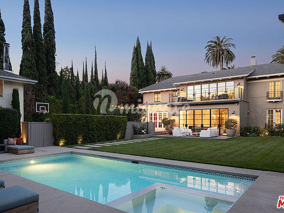 Элегантный особняк в Лос-Анджелесе (435 S Plymouth Blvd, Los Angeles, CA 90020)