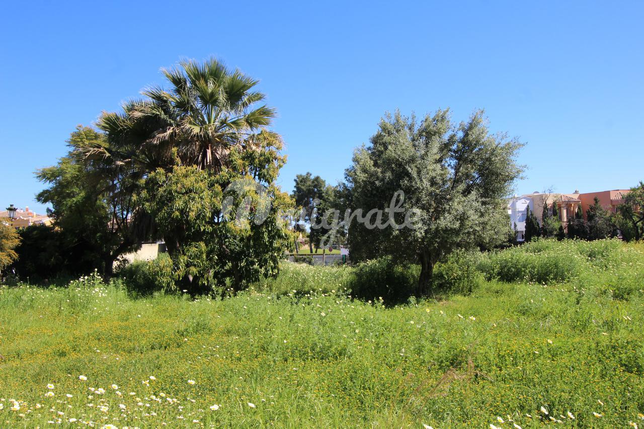 Коммерческая земля в Valle del Sol, Marbella, Malaga