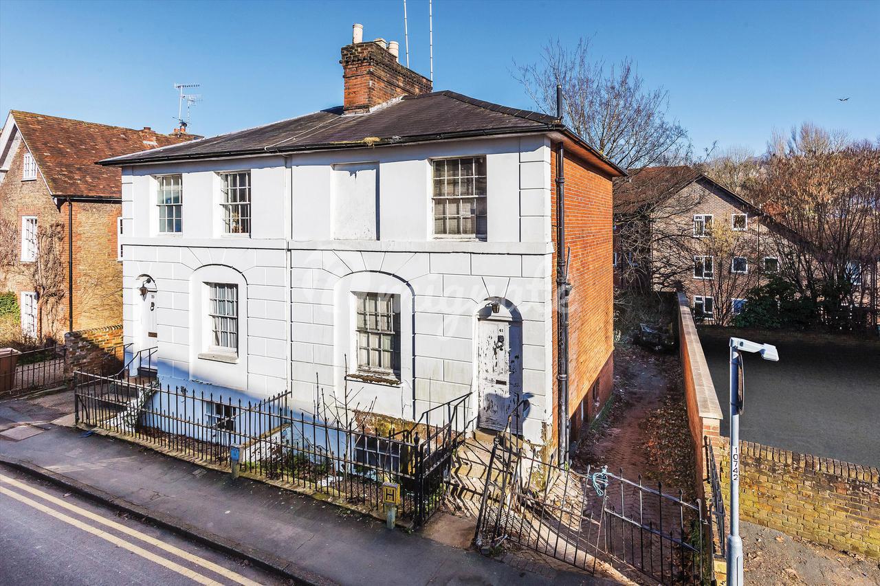 Вилла в Bury Fields, Guildford, Surrey, GU2